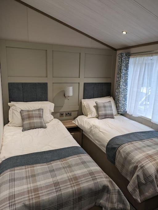 Kingfisher Lodge ウッドホール・スパ エクステリア 写真
